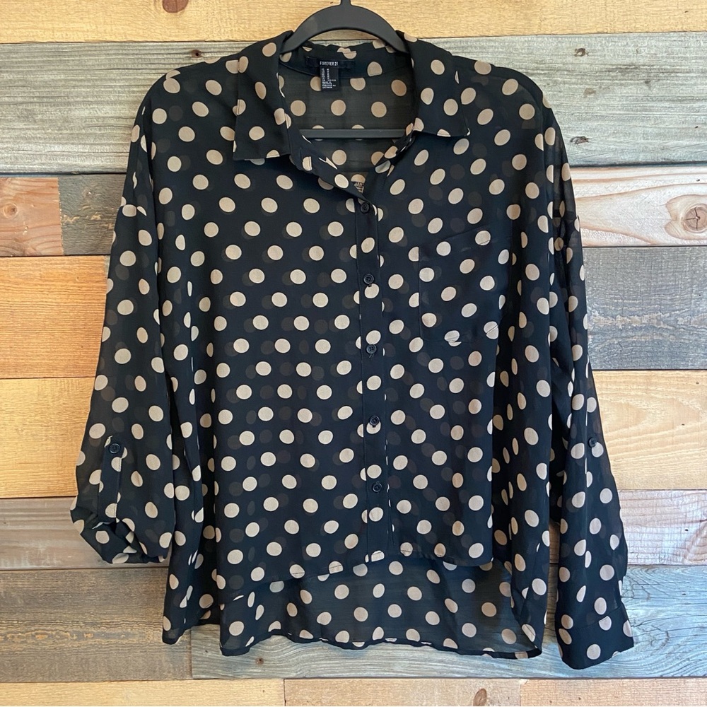 💝3/$20 Forever 21 Polka Dot Button-Down Shirt - Picture 2 of 12